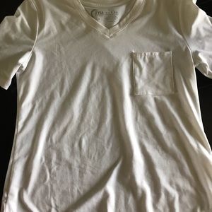 Zyia white pocket tee